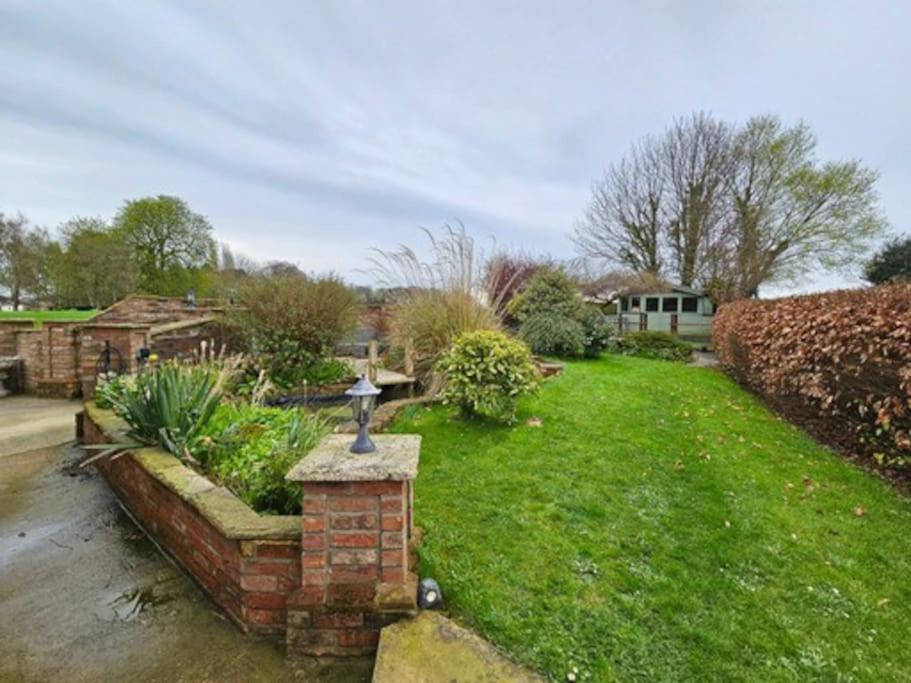 Holme Lodge Cottage Thirsk Bagian luar foto