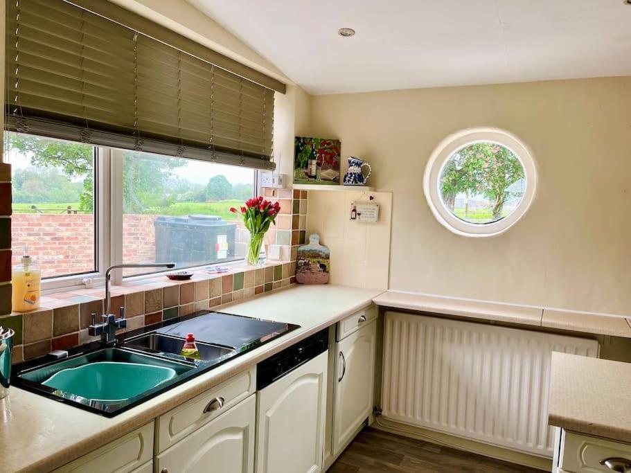 Holme Lodge Cottage Thirsk Bagian luar foto