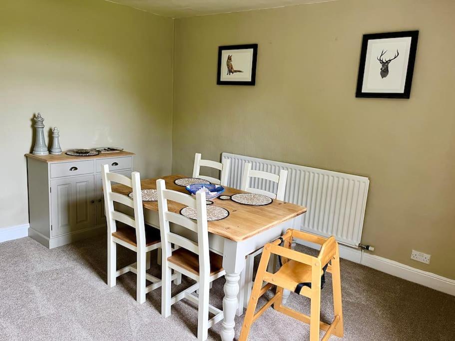 Holme Lodge Cottage Thirsk Bagian luar foto