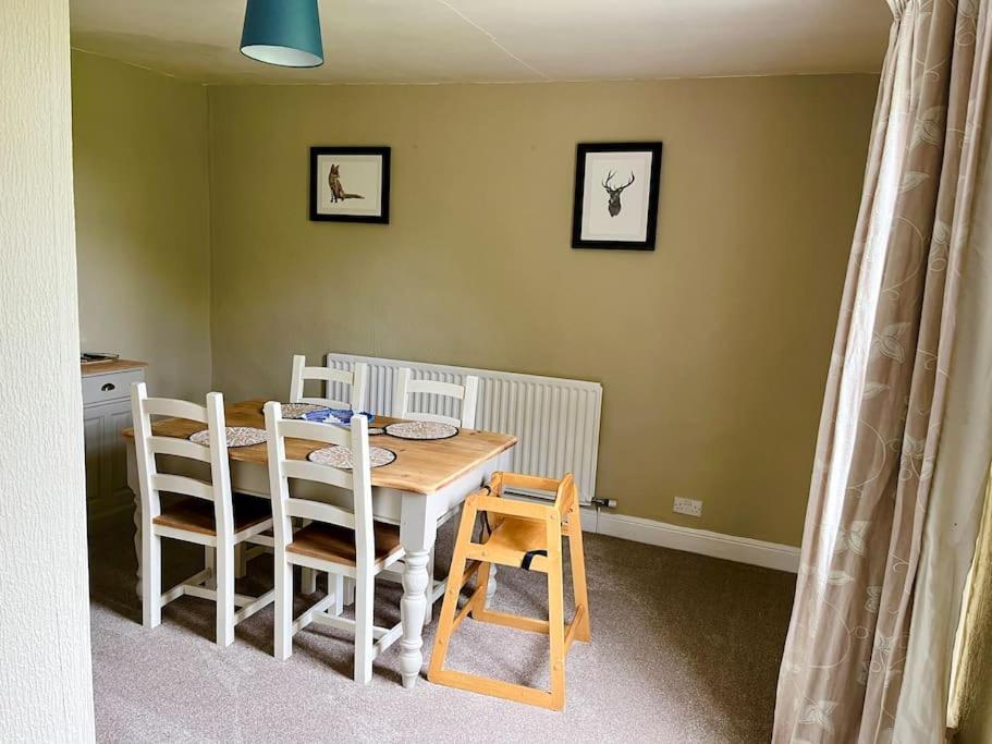 Holme Lodge Cottage Thirsk Bagian luar foto