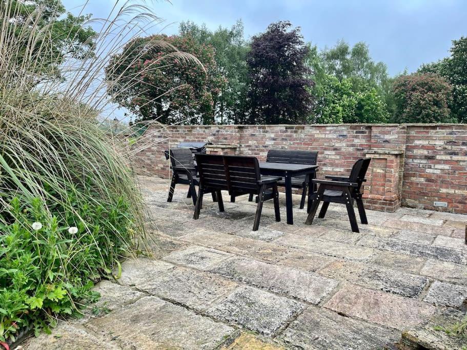 Holme Lodge Cottage Thirsk Bagian luar foto